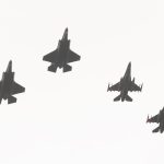 F-35 og F-16 - Foto: René Holm