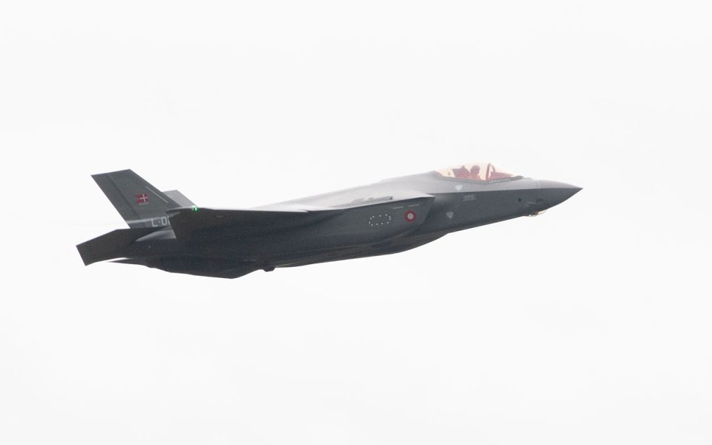 F-35 flyver Danmark rundt