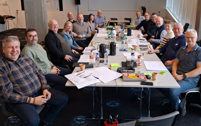 Gruppen der idag valgte det firma der skal bygge terapibassinet - Foto: Tommy Mikkelsen