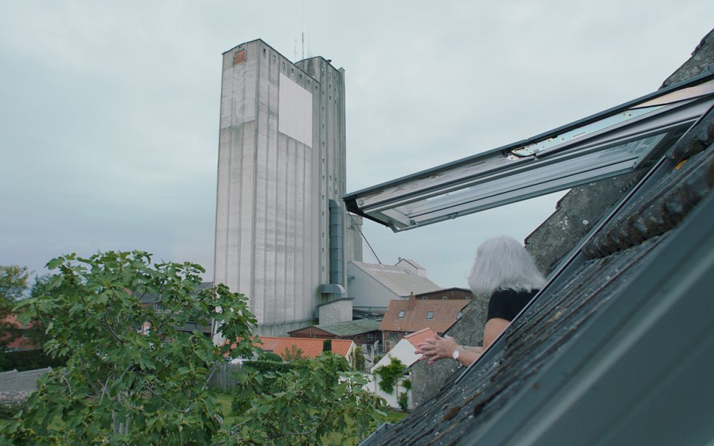 Dokumentar om at give en by liv