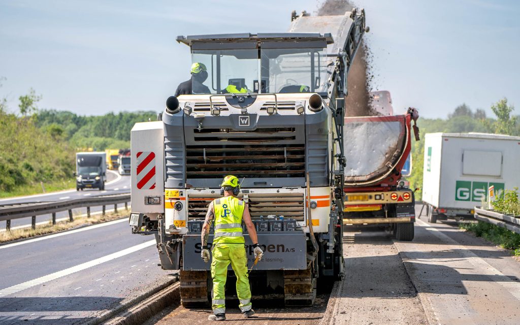 Ny asfalt på motorvejen mellem Kolding og Haderslev