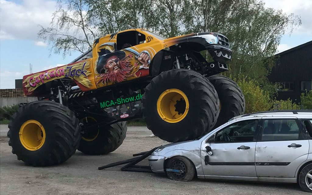 Monstertruck show i Vojens